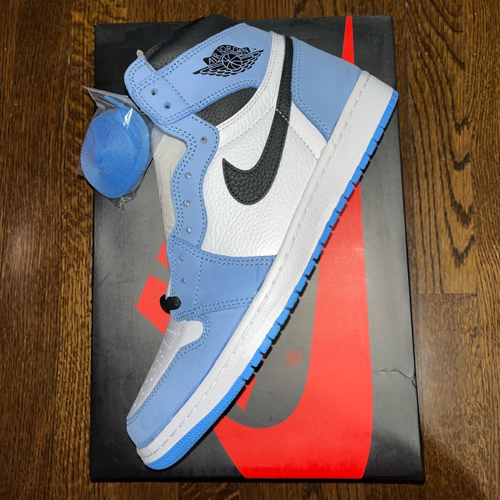 Jordan 1 High University Blue